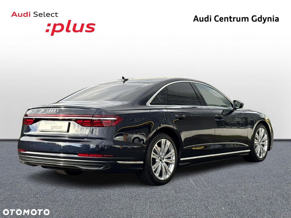 Audi A8 - 7