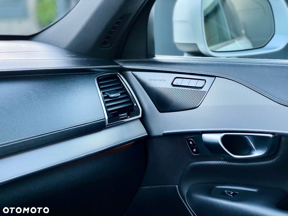 Volvo XC 90 T6 AWD R-Design - 27