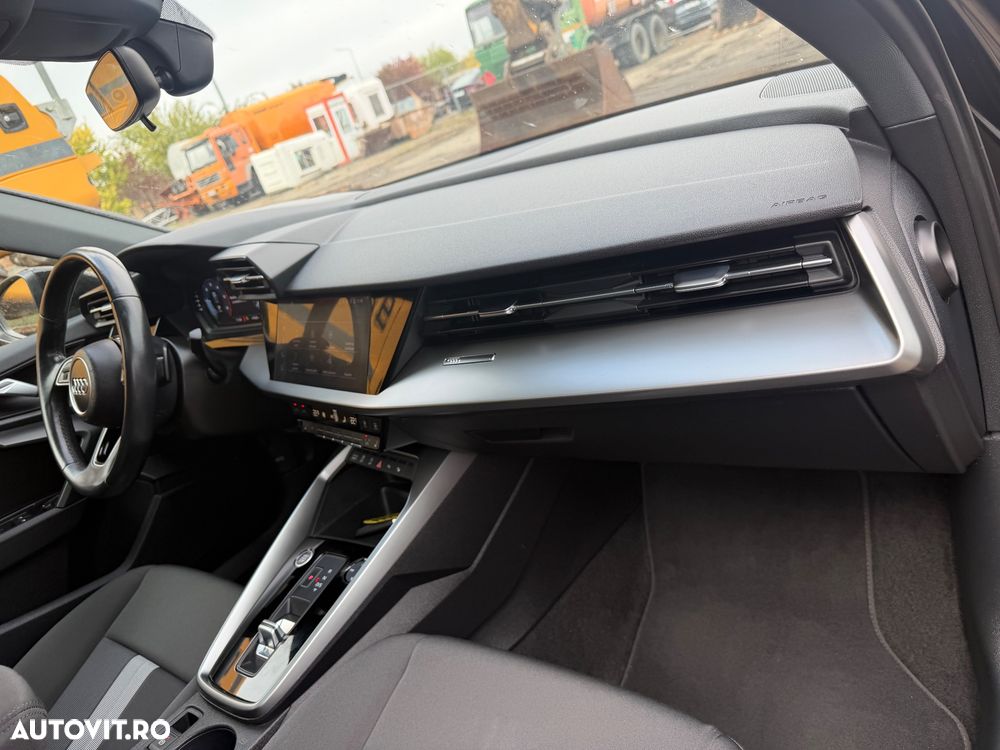 Audi A3 Limuzina 2.0 35 TDI S tronic S Line - 29