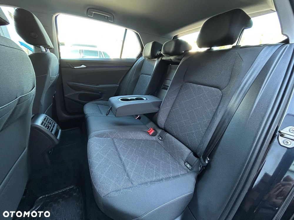 Volkswagen Golf VIII 1.5 TSI EVO Life - 19