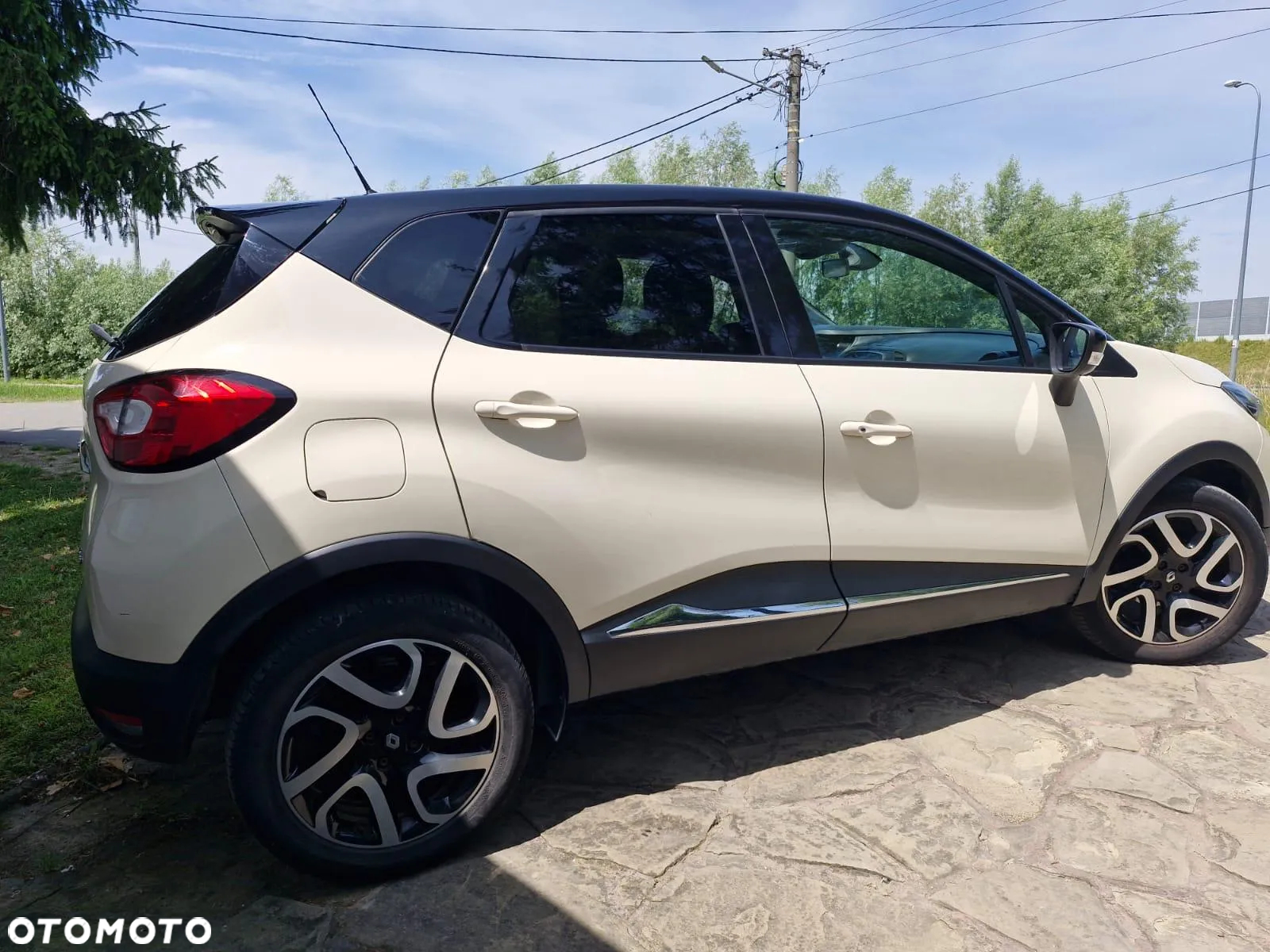 Renault Captur (ENERGY) TCe 90 BOSE EDITION - 20