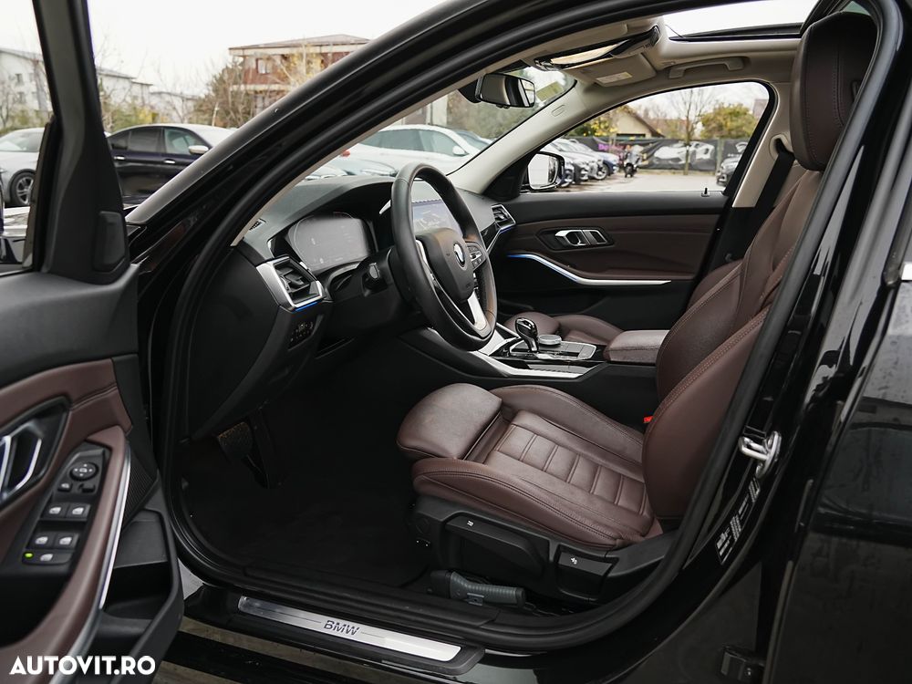 BMW Seria 3 320i Aut. Sport Line - 12