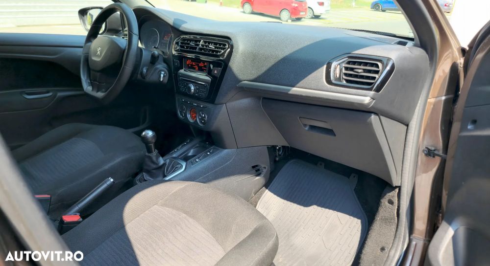 Peugeot 301 1.2 PureTech Active - 6