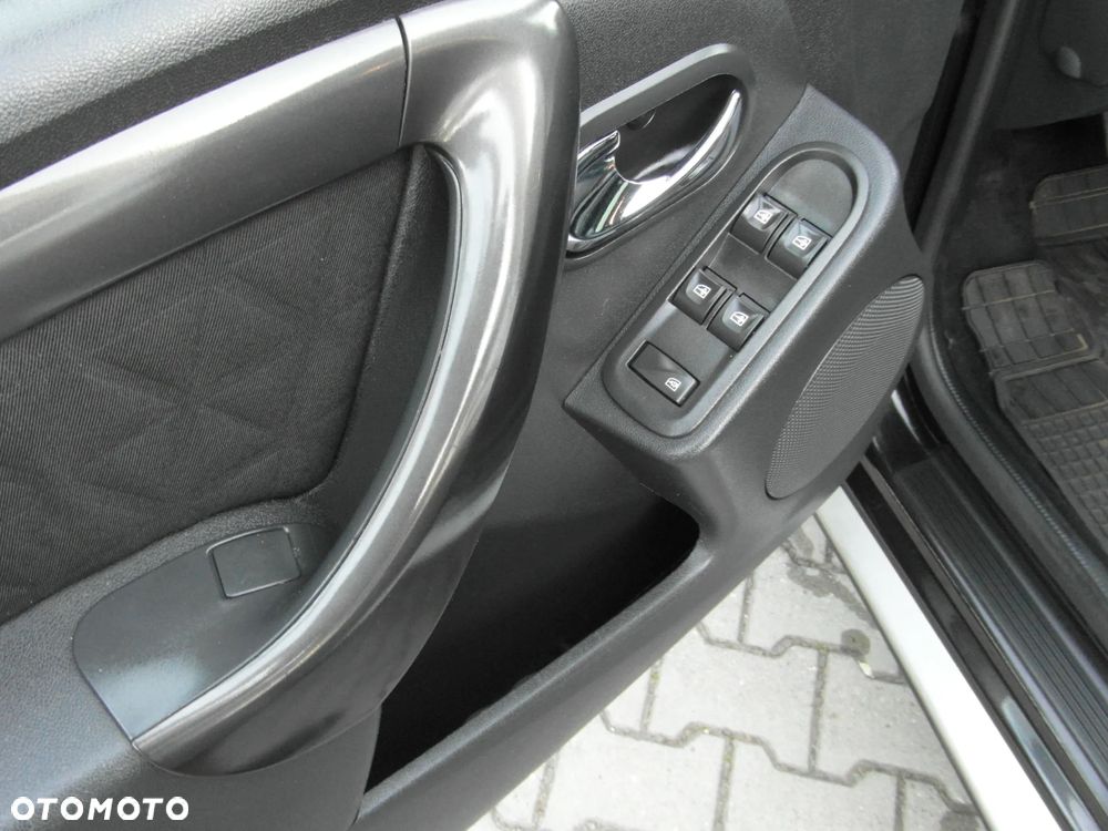 Dacia Duster 1.2 TCe Prestige S&S EU6 - 16
