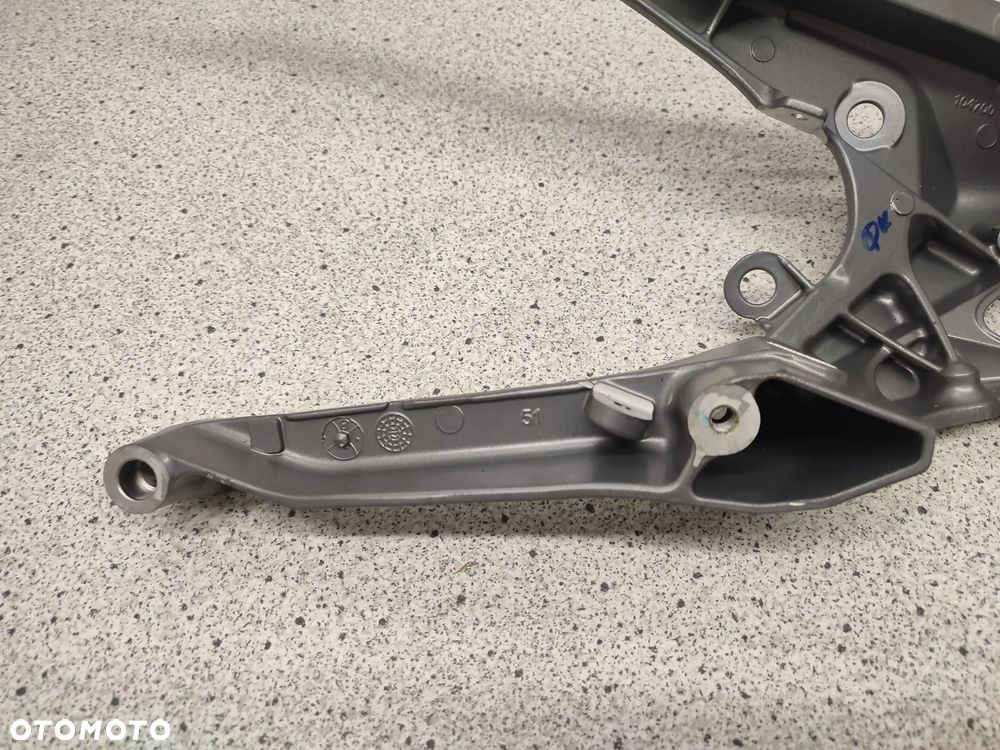 Stelaż tył, tylny prawy KTM Duke 125 390 24-26 - 17