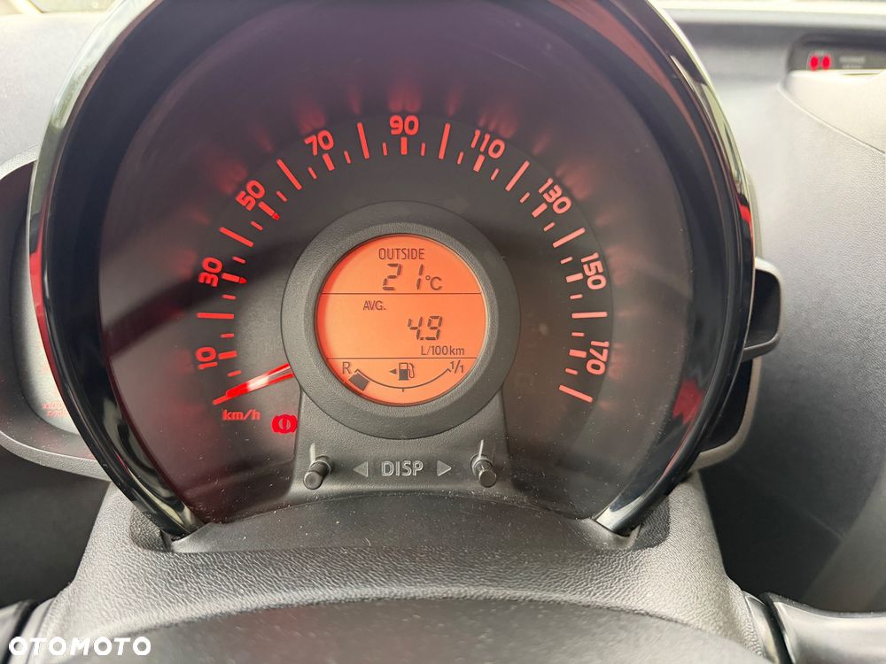 Toyota Aygo x-clusiv - 20