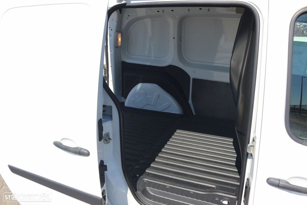 Renault Kangoo 1.5 dCi Business S/S - 32