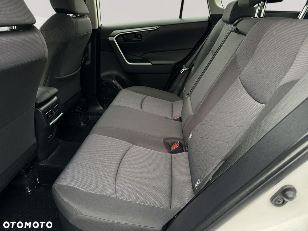 Toyota RAV4 - 22