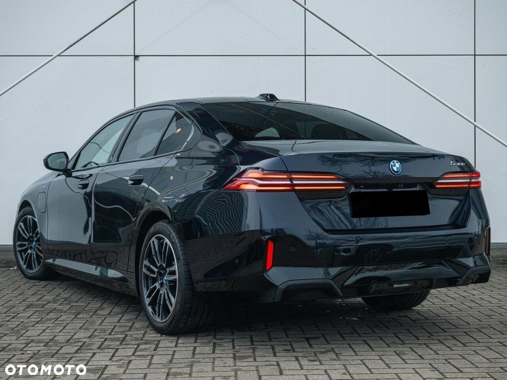 BMW Seria 5 530e PHEV M Sport - 5