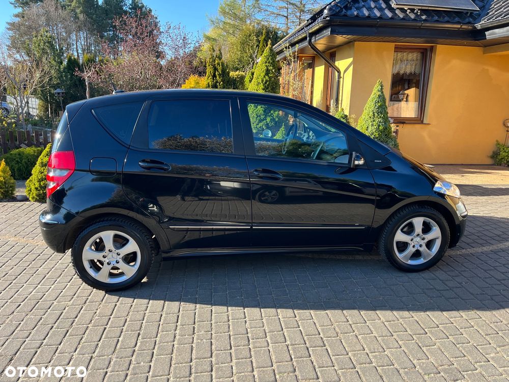Mercedes-Benz Klasa A 170 BlueEFFICIENCY Avantgarde - 17