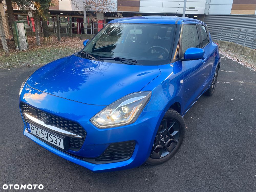 Suzuki Swift 1.2 Dualjet Hybrid MT Club - 2