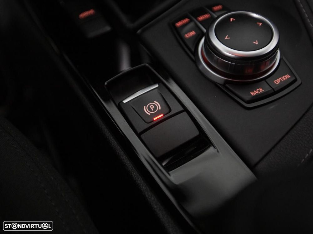 BMW X2 25 e xDrive - 28