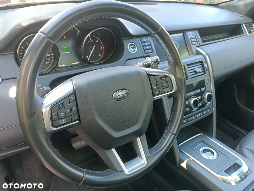 Land Rover Discovery Sport 2.0 D180 R-Dynamic HSE - 27