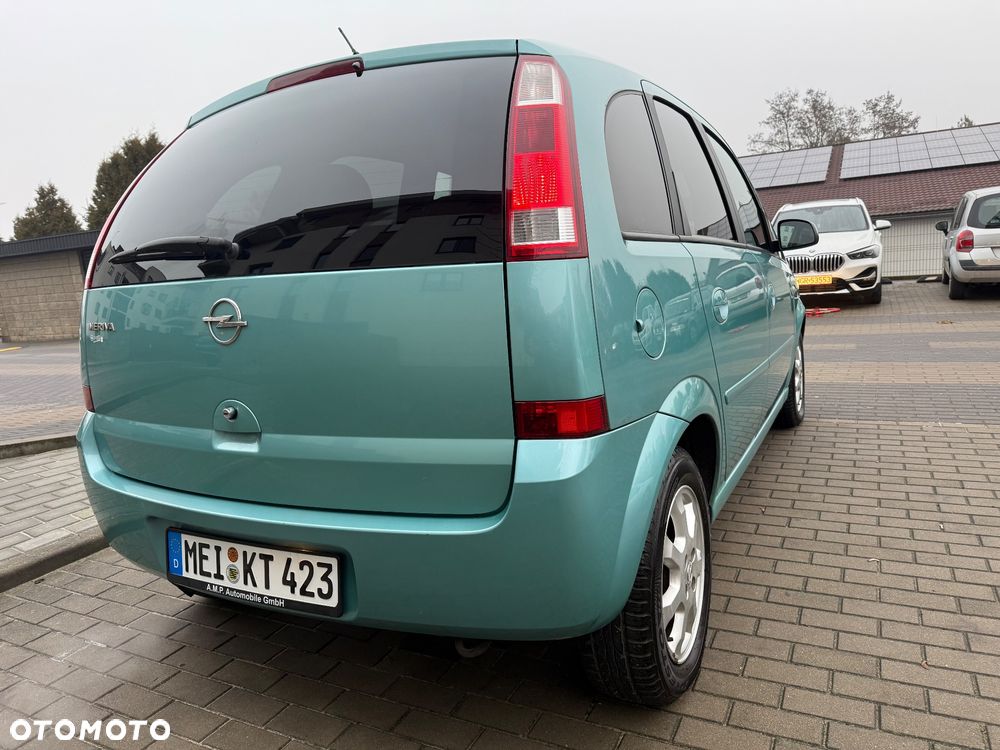 Opel Meriva 1.6 (Essentia) - 13