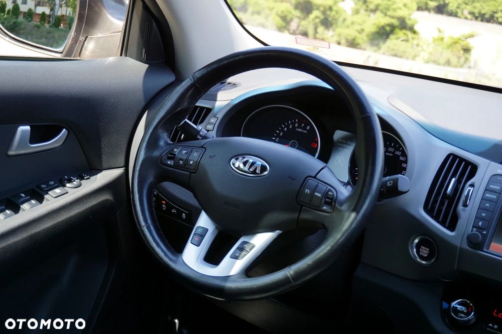 Kia Sportage 1.6 GDI Business Line L 2WD - 29