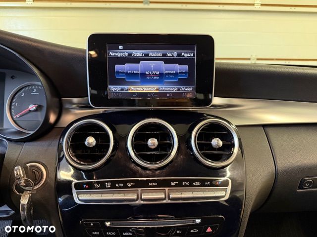Mercedes-Benz Klasa C 200 (BlueTEC) d Exclusive - 31