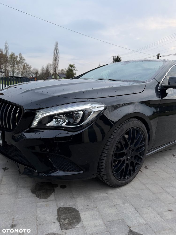Mercedes-Benz CLA 250 7G-DCT - 9