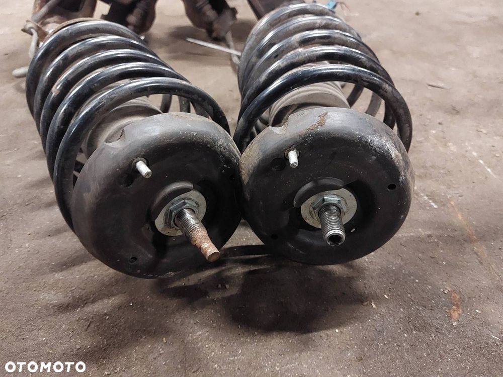 AMORTYZATOR ZWROTNICA LEWY PRAWY PRZÓD HAMULCE CITROEN C3 PLURIEL I 1.6 16V - 2