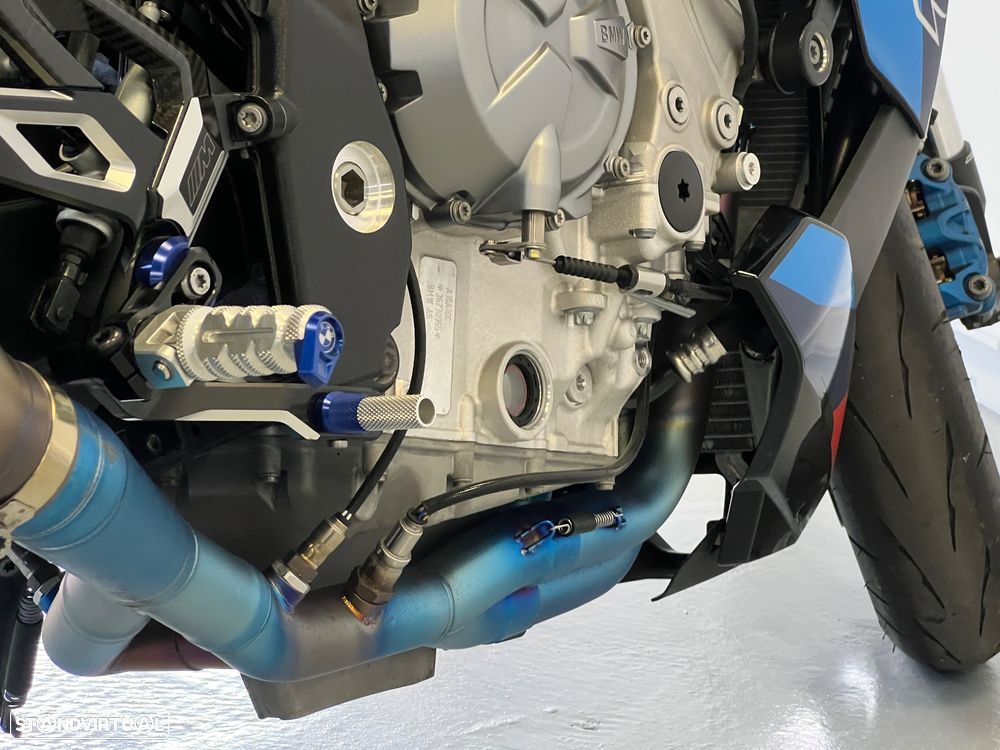 BMW M 1000 R M Competition - Carbon / Akrapovic - 18