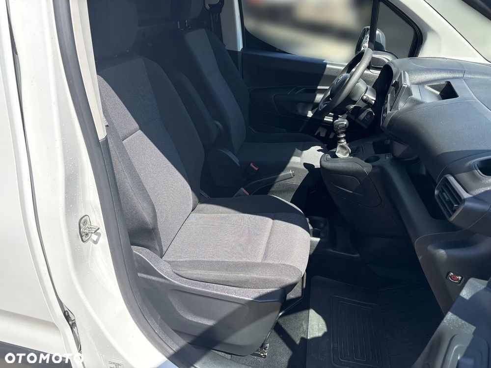 Toyota PROACE CITY 1.5 D-4D STANDARD 2,0T ACTIVE - 16