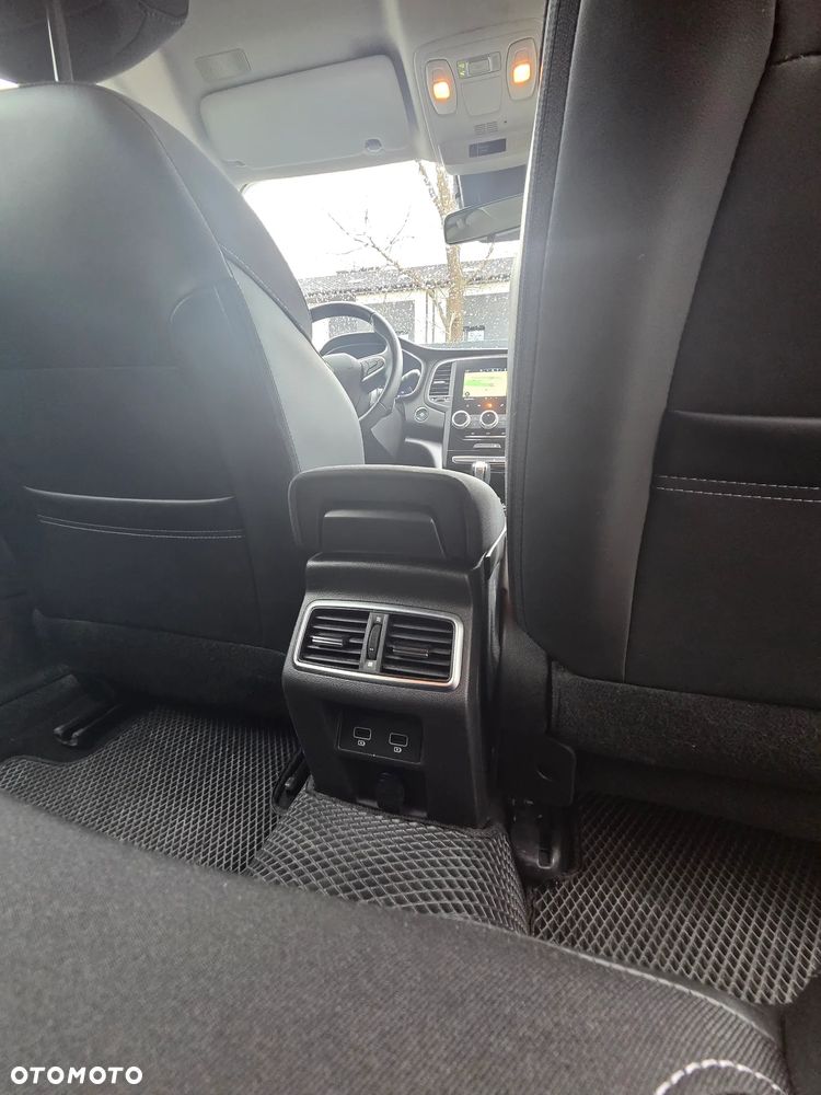 Renault Megane 1.6 E-TECH Plug-In Intens - 17