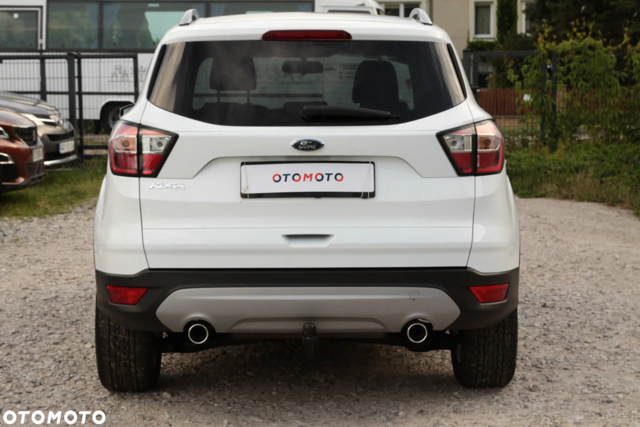 Ford Kuga 2.0 TDCi 2x4 Business Edition - 11