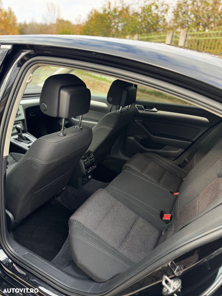 Volkswagen Passat 1.6 TDI (BlueMotion Technology) DSG Comfortline - 8