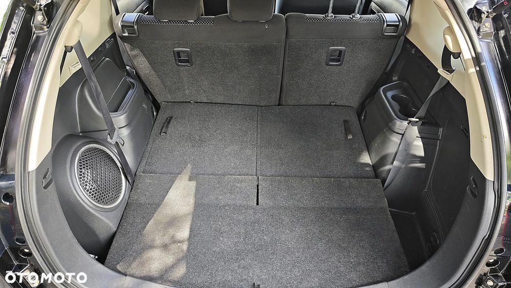 Mitsubishi Outlander - 38