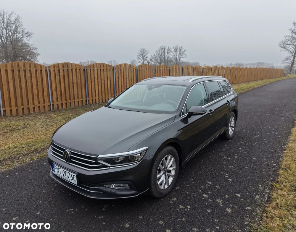 Volkswagen Passat 2.0 TDI SCR DSG Business - 2