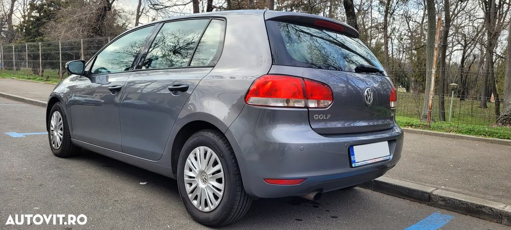 Volkswagen Golf 1.6 TDI DPF Trendline - 4