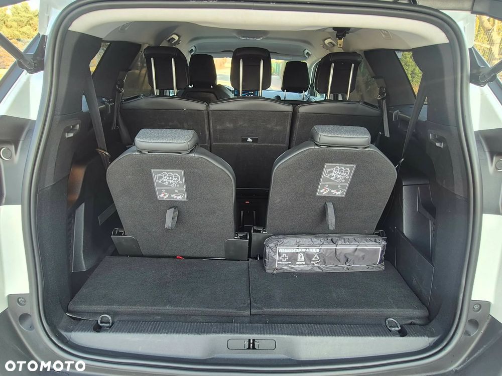 Peugeot 5008 2.0 BlueHDi Allure S&S EAT8 - 21