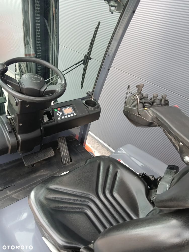 Toyota 8FBMT35 - 7
