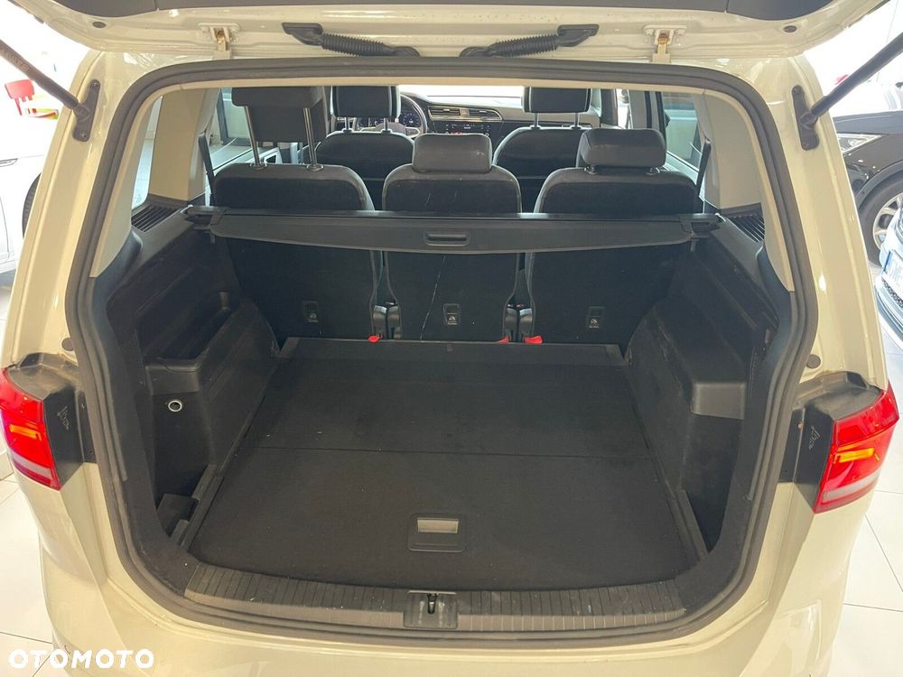 Volkswagen Touran 1.5 TSI EVO Highline DSG - 31
