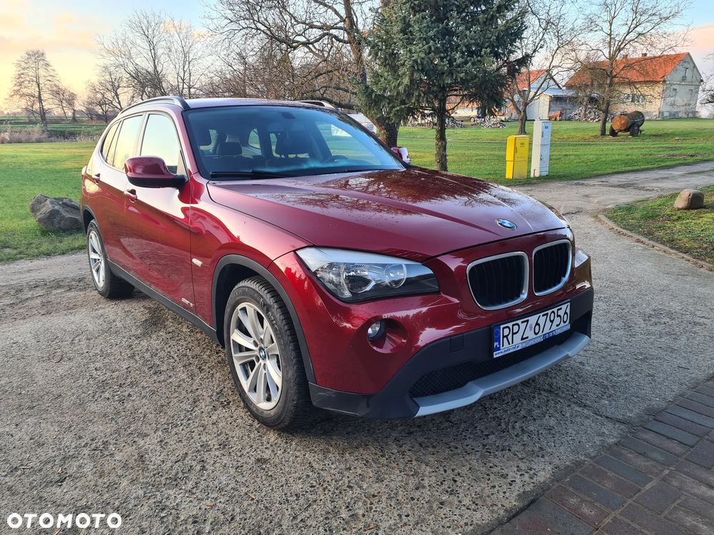 BMW X1 sDrive18i - 18