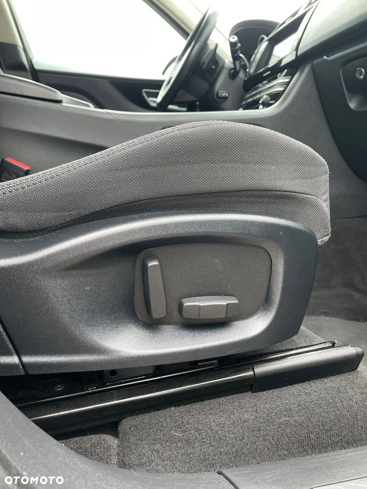 Jaguar F-Pace 20d AWD Prestige - 17