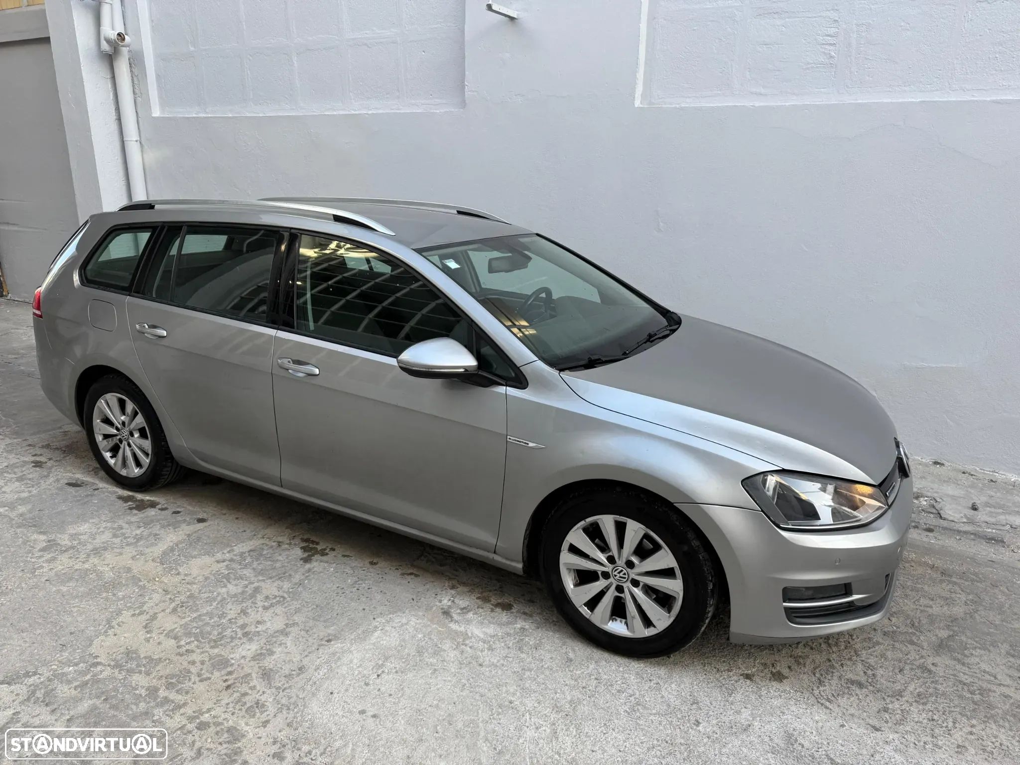 VW Golf Variant 1.6 TDi BlueMotion Confortline - 1