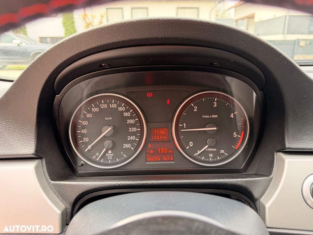 BMW Seria 3 318d - 12