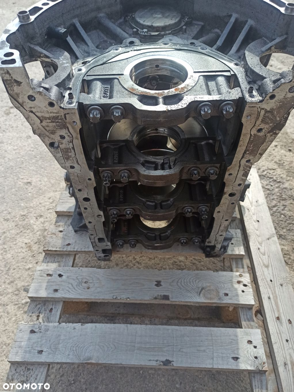 Blok silnika MERCEDES 3.0CDI V6 A642 OM642 - 12