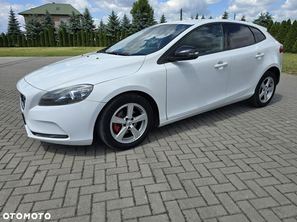 Volvo V40 - 10