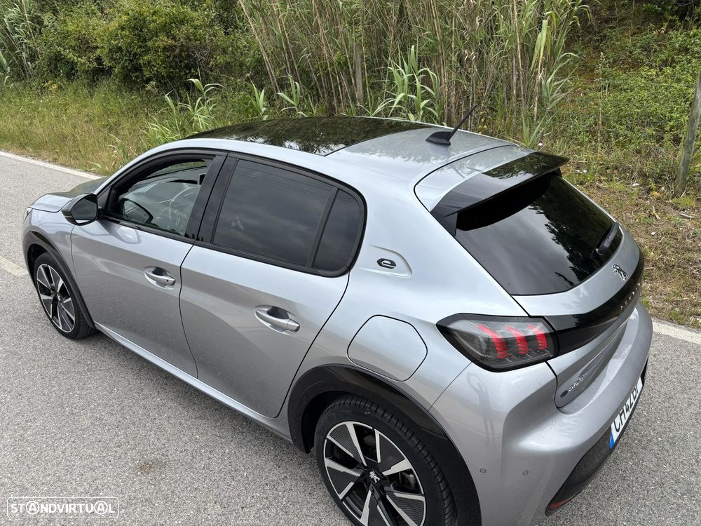 Peugeot e-208 50 kWh GT - 8