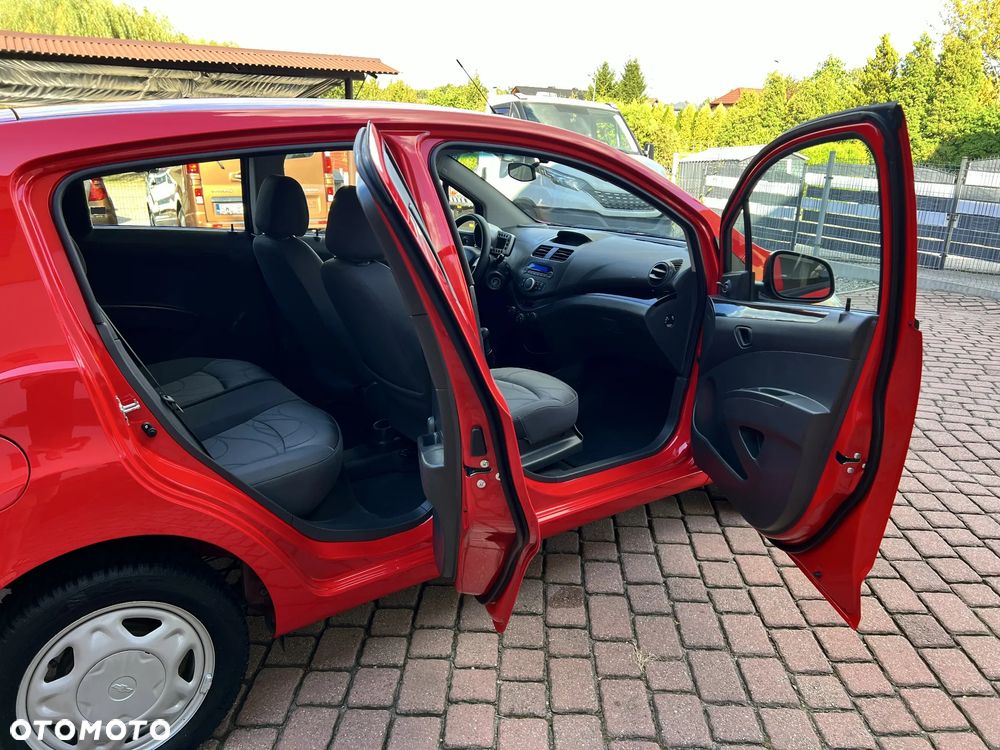 Chevrolet Spark 1.0 LS+ - 31