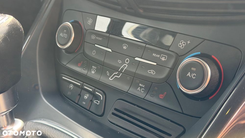 Ford Grand C-MAX - 19