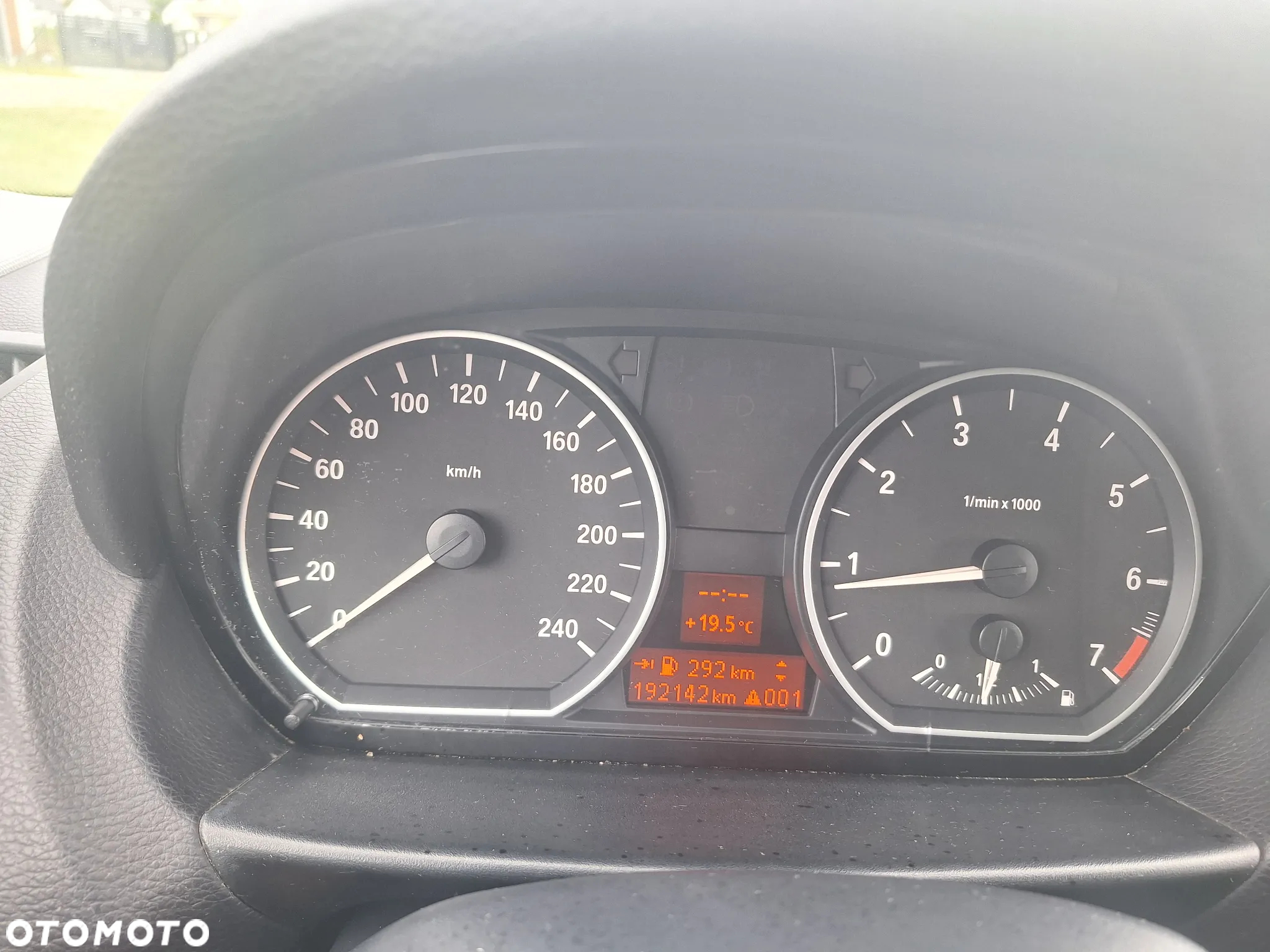 BMW Seria 1 116i - 13