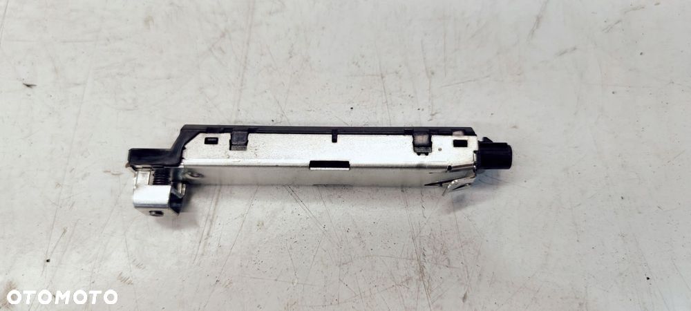 WZMACNIACZ ANTENOWY AUDI A3 8V 8V4035225D - 2