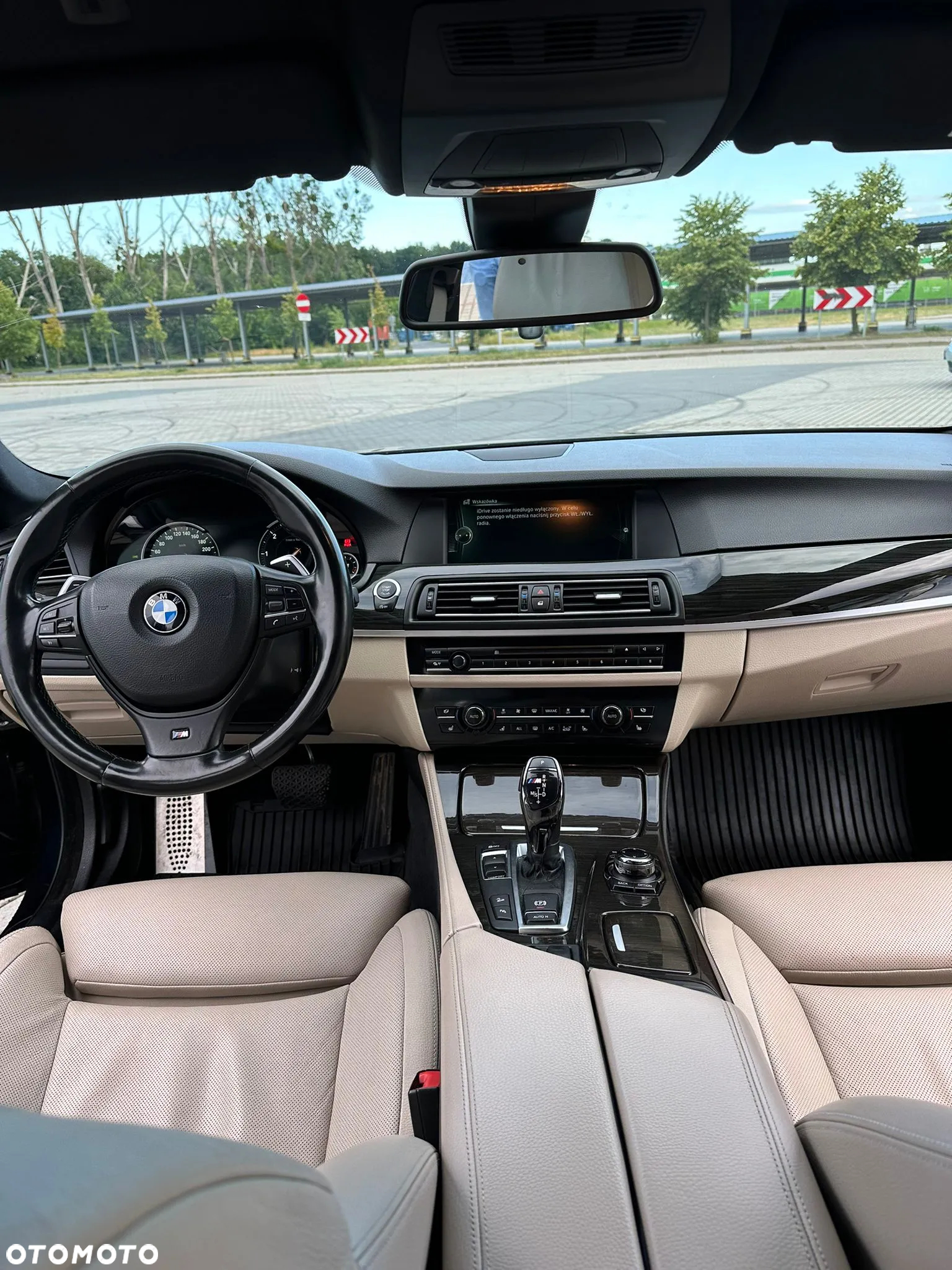 BMW Seria 5 M550d xDrive - 11