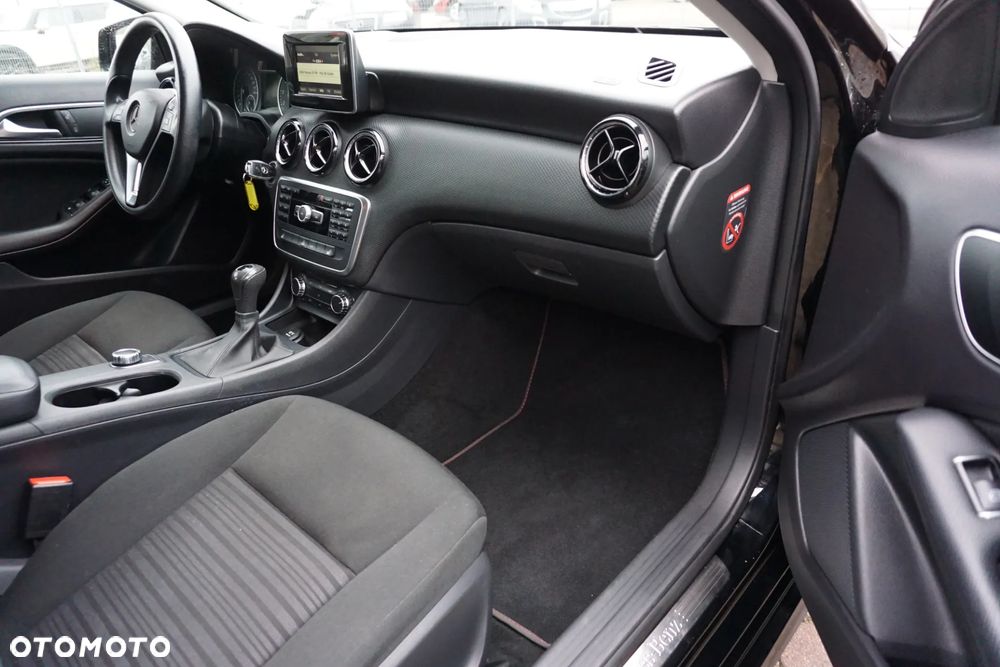 Mercedes-Benz Klasa A 180 StreetStyle - 15