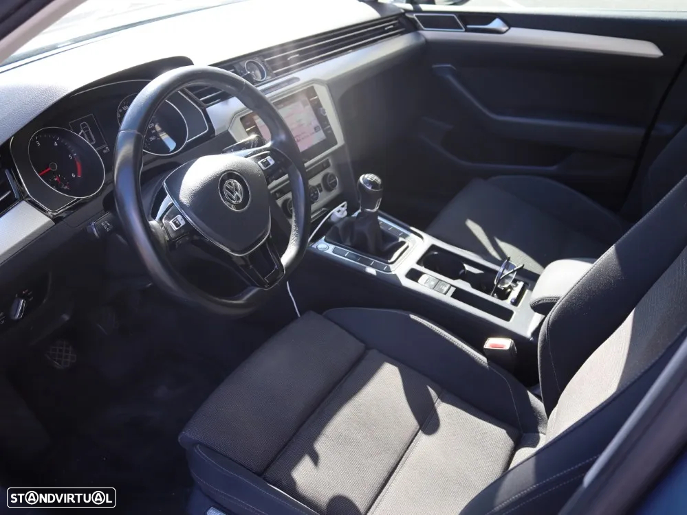 VW Passat Variant 1.6 TDI Confortline - 5