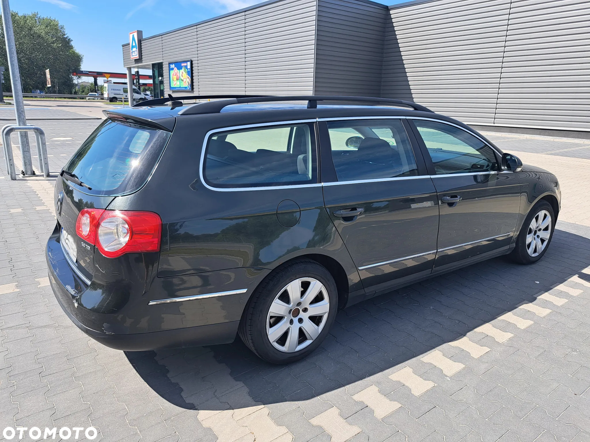 Volkswagen Passat 2.0 TDI Comfortline - 4