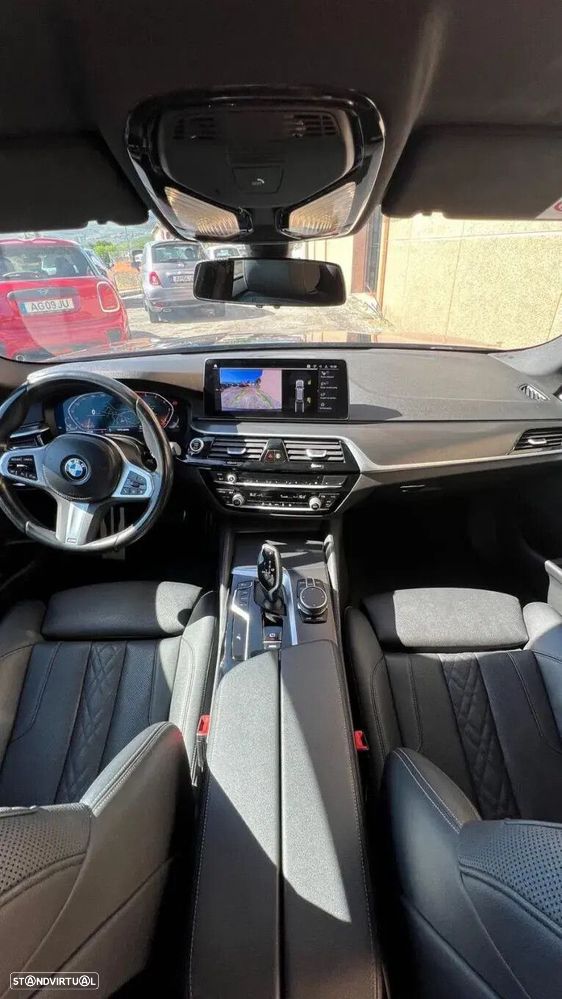 BMW 520 d Pack Desportivo M Auto - 15