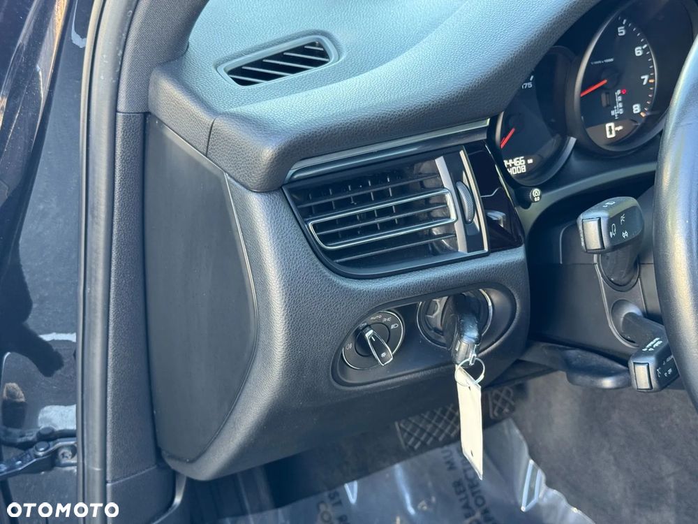 Porsche Macan Standard - 14